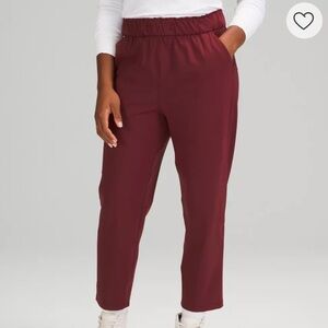 Lululemon Red Marlot Stretch High-Rise Crop Pants Size 16